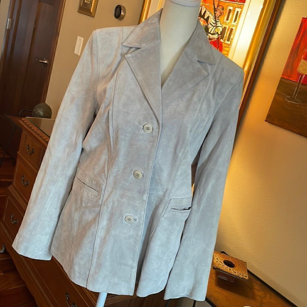 NWOT. Liz Claiborne Light Gray Suede Jacket - M